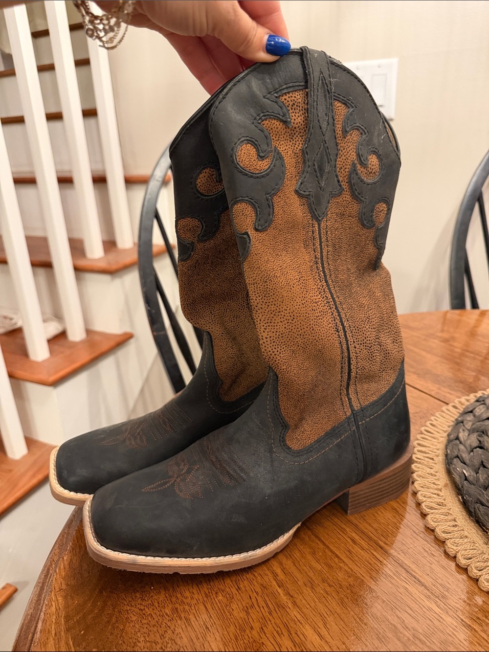 Women’s Two-Tone Justin Gypsy Cowboy Boots - Black and Brown